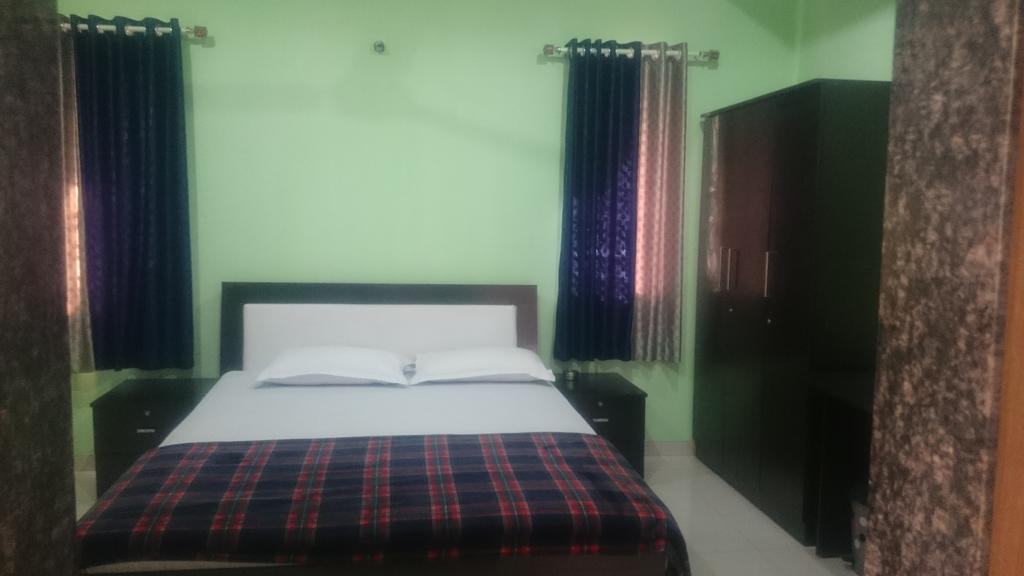 Shruteeka Service Apartment-Delux